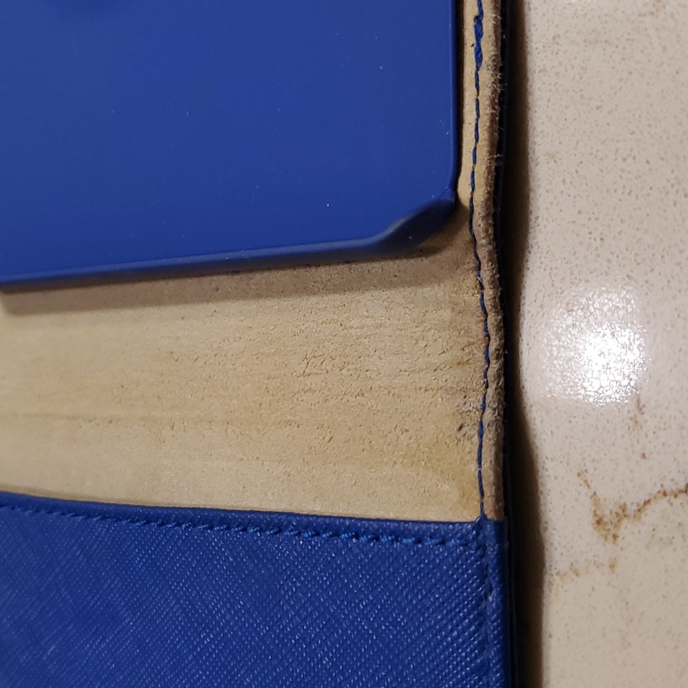 Michael Kors 💙 IPhone 7+ magnetic wallet & case 💙 Authentic * - Picture 8 of 9